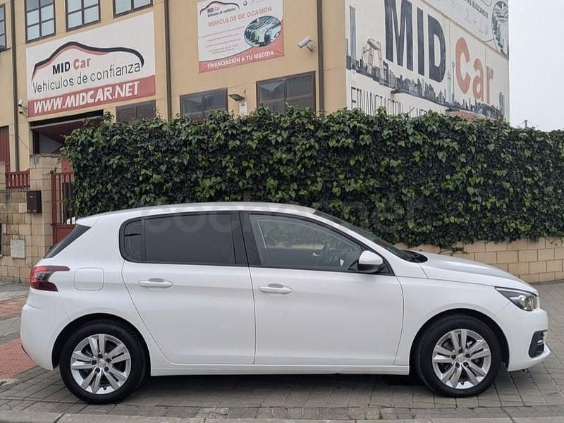 Usado Peugeot 308 Allure 130 CV (95 kW) 2021 Blanco Berlina