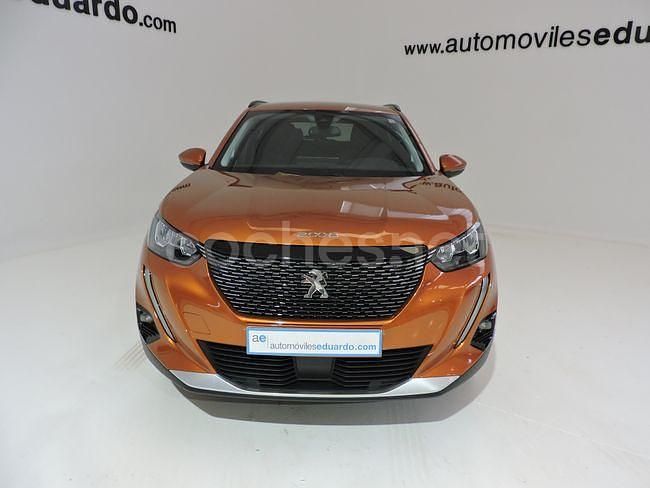 Usado Peugeot 2008 Allure 130 CV (95 kW) 2021 Naranja SUV