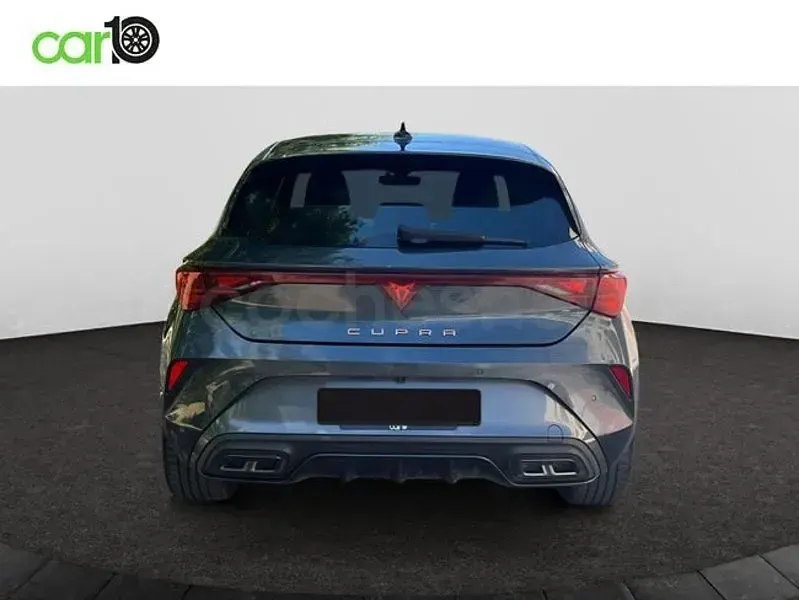 Usado Cupra Leon 150 CV (110 kW) 2025 Gris / plata Berlina