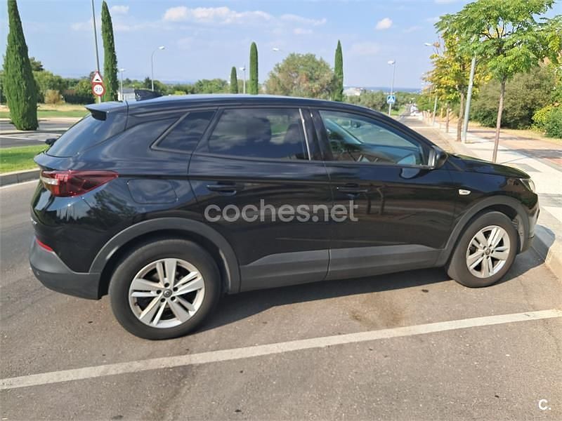 Usado Opel Grandland X Selective 130 CV (95 kW) 2020 Negro SUV