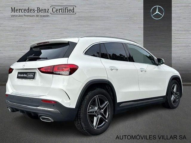 Usado Mercedes GLA180 136 CV (100 kW) 2023 Blanco polar SUV