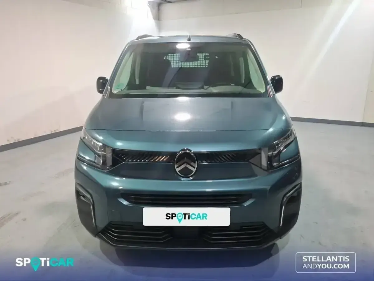 Usado Citroën Berlingo 102 CV (75 kW) 2024 Azul Monovolumen