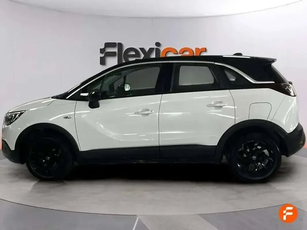 Usado Opel Crossland Innovation 110 CV (80 kW) 2026 Blanco SUV