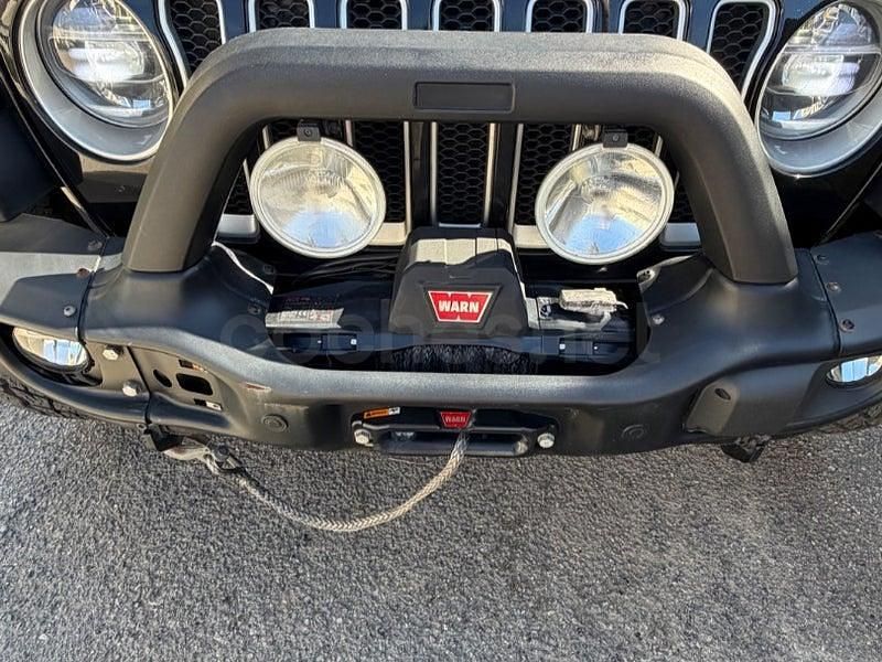 Usado Jeep Wrangler Unlimited Sahara 200 CV (147 kW) 2018 Negro SUV