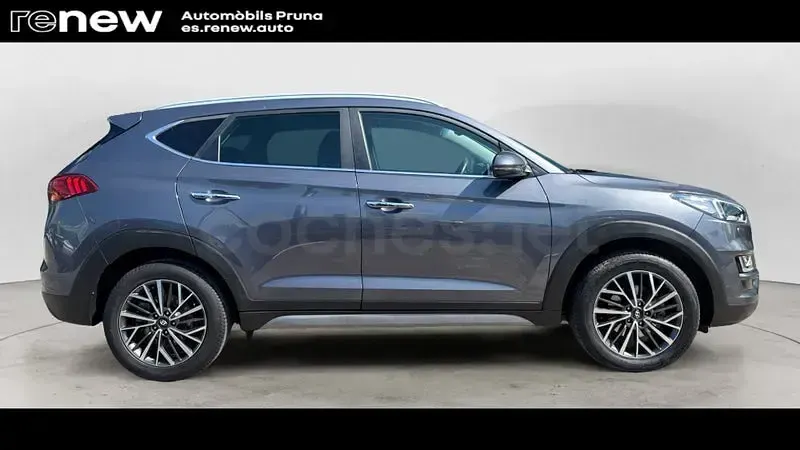 Usado Hyundai Tucson 131 CV (96 kW) 2018 Gris / plata SUV