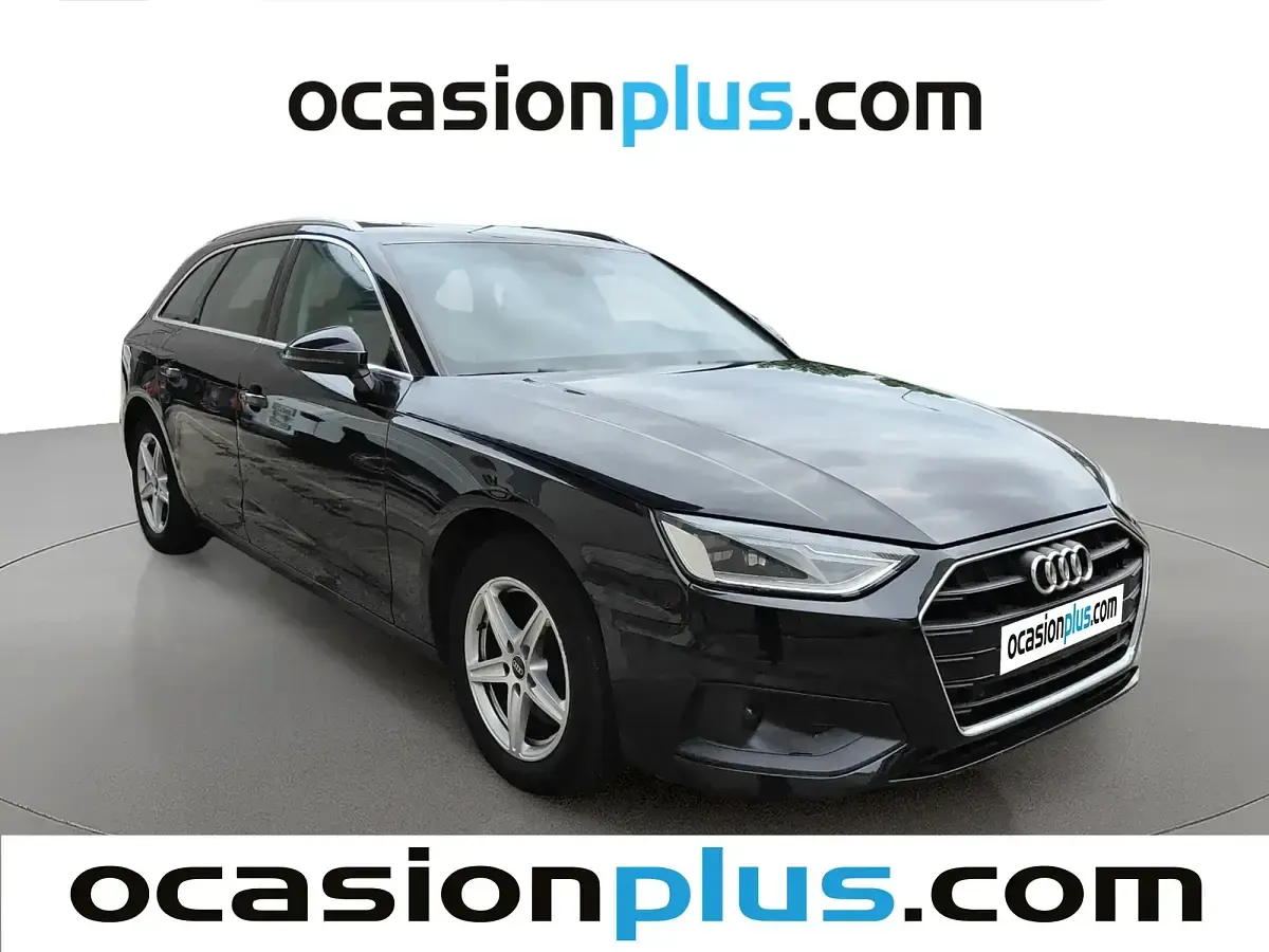 Usado Audi A4 150 CV (110 kW) 2023 Negro Familiar
