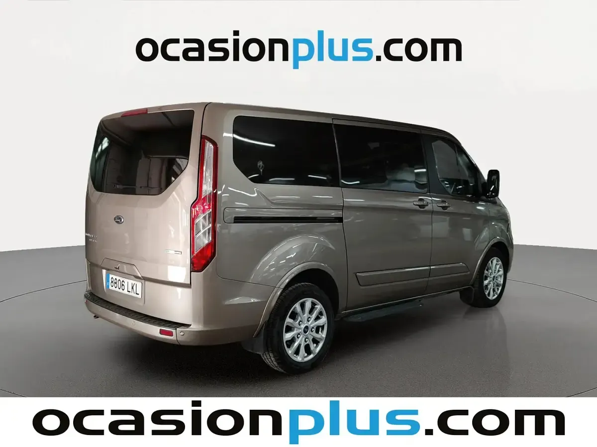 Usado Ford Tourneo Custom Titanium 130 CV (95 kW) 2020 Gris Van