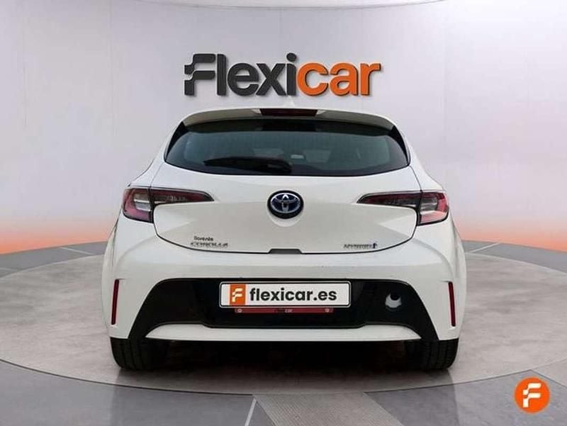 Usado Toyota Corolla Business Edition 122 CV (89 kW) 2021 Blanco Utilitario