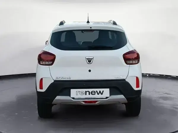 Usado Dacia Spring Comfort 33 kW (45 CV) 2021 Blanco Utilitario