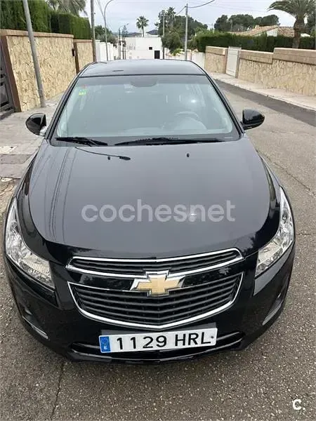 Usado Chevrolet Cruze LT 163 CV (119 kW) 2013 Negro Berlina