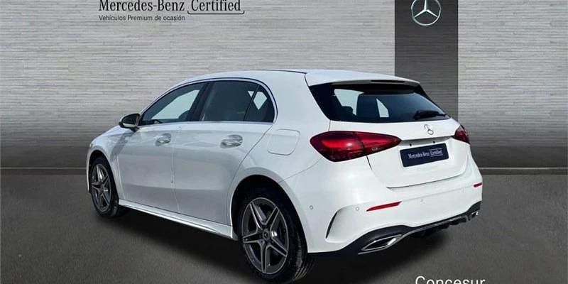 Usado Mercedes A200 150 CV (110 kW) 2024 Blanco Berlina