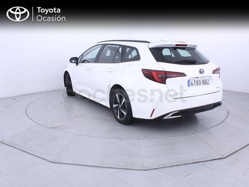 Usado Toyota Corolla Active 140 CV (102 kW) 2025 Blanco Familiar