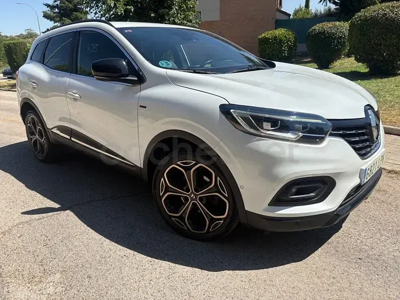 Usado Renault Kadjar 160 CV (117 kW) 2021 Blanco SUV