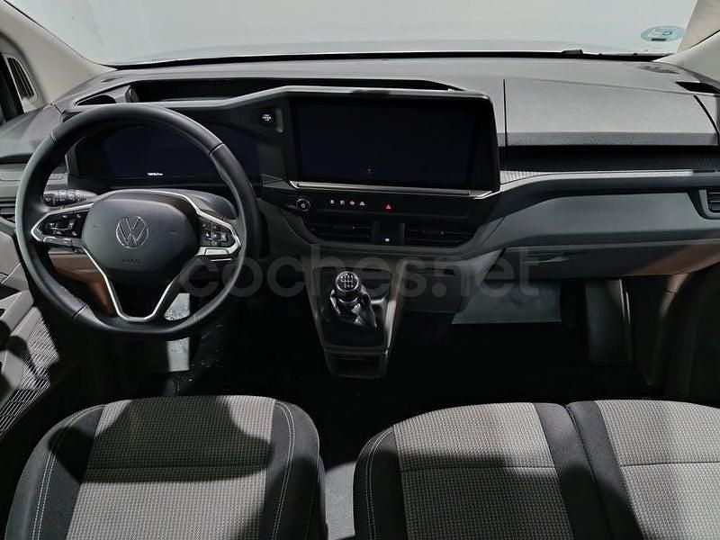 Usado VW Caravelle 110 CV (80 kW) 2025 Gris / plata Monovolumen