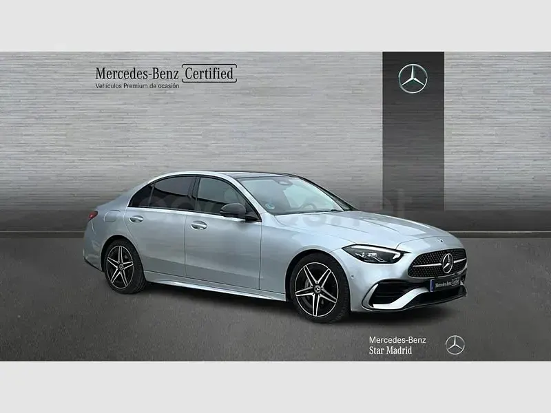 Usado Mercedes C220 197 CV (144 kW) 2025 Gris / plata Berlina