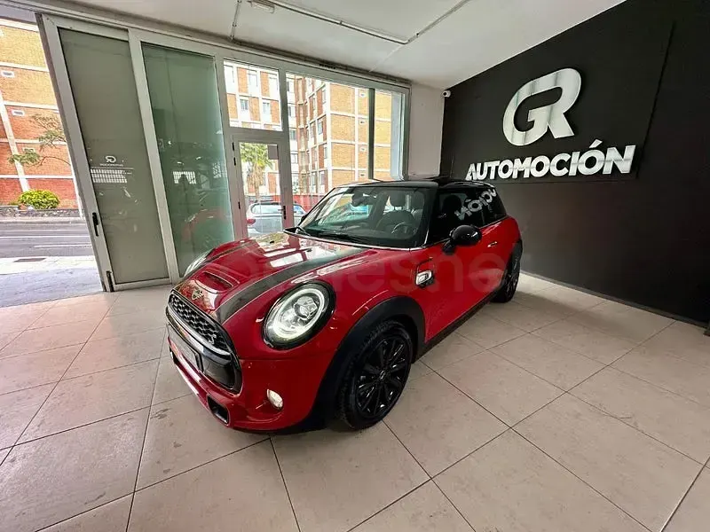 Usado Mini Cooper S 192 CV (141 kW) 2019 Rojo Utilitario