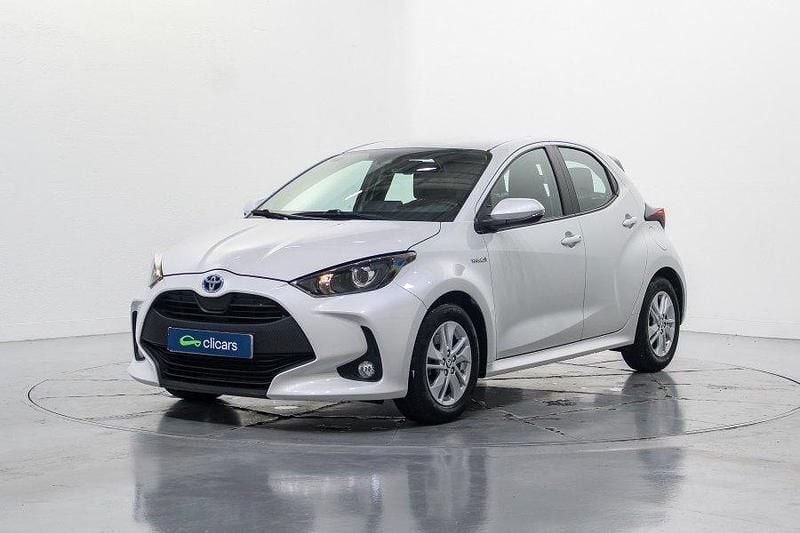 Usado 2021 Toyota Yaris Hybrid Active | 16.990 € (Precio justo) - Imagen 1/4