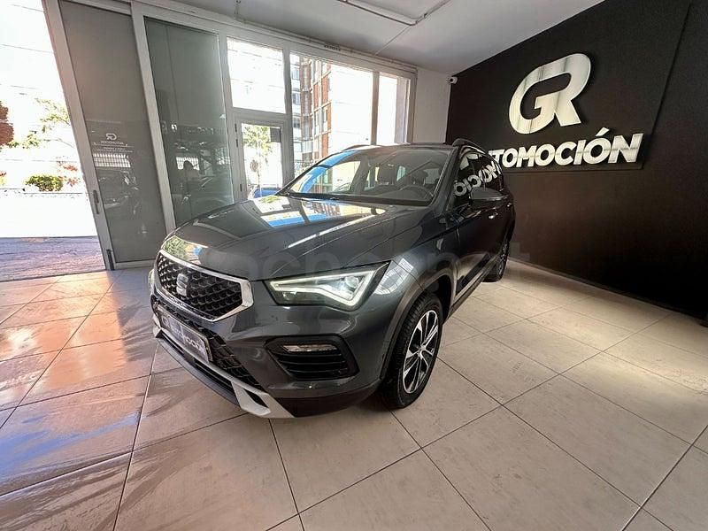 Usado Seat Ateca Style 150 CV (110 kW) 2021 Gris / plata SUV