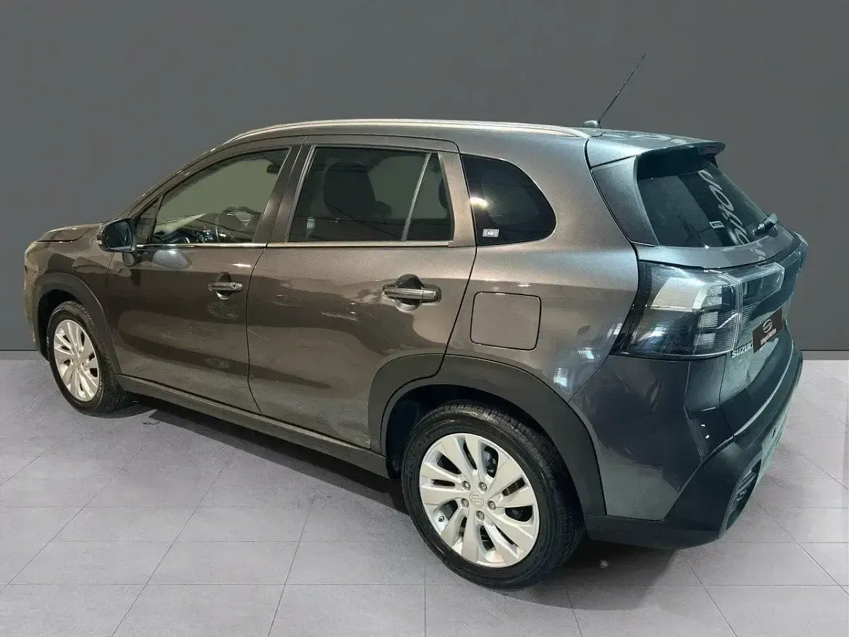 Usado Suzuki SX4 S-Cross 129 CV (94 kW) 2023 Varios colores SUV