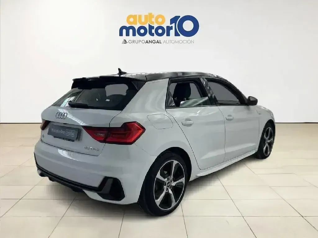 Usado Audi A1 Sportback 110 CV (80 kW) 2021 Blanco Utilitario
