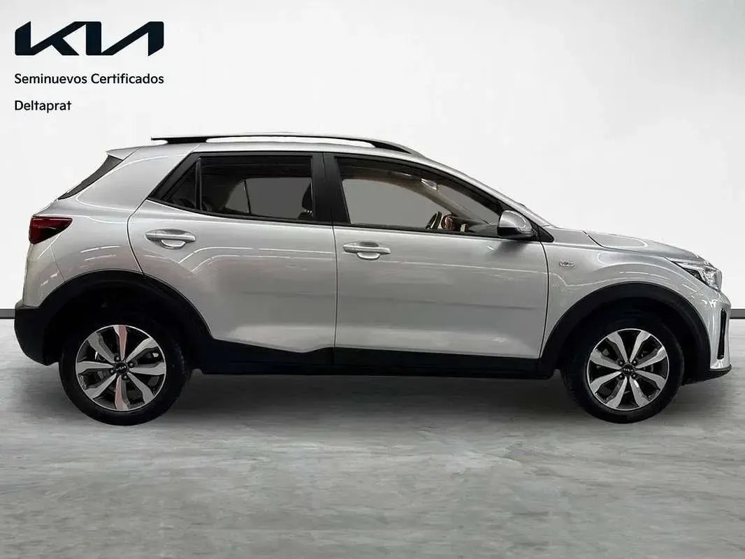 Usado Kia Stonic 101 CV (74 kW) 2025 Azul SUV