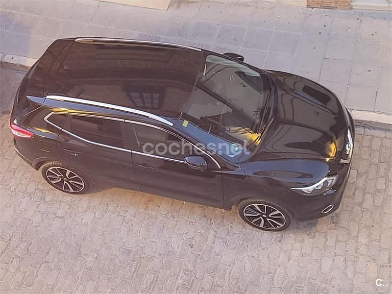 Usado Nissan Qashqai Tekna 130 CV (95 kW) 2017 Negro SUV