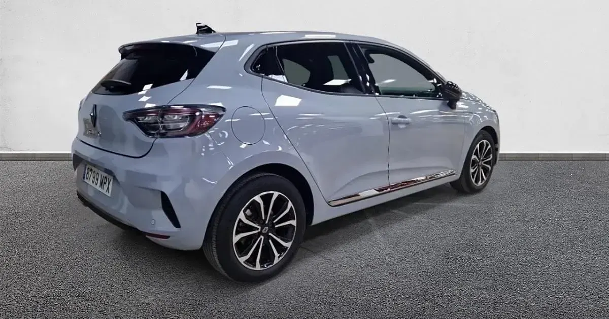 Usado Renault Clio Techno 90 CV (66 kW) 2024 Utilitario