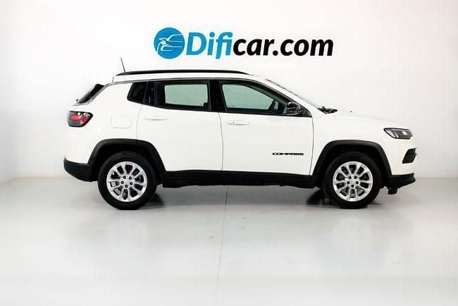 Usado Jeep Compass Longitude 131 CV (96 kW) 2021 Blanco SUV