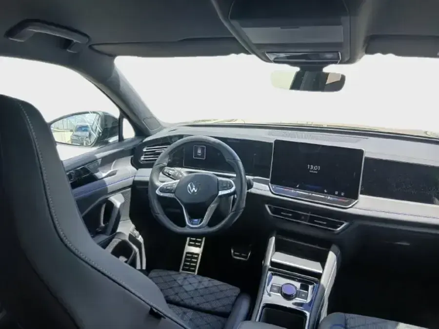 Usado VW Tiguan R-line 150 CV (110 kW) 2024 SUV