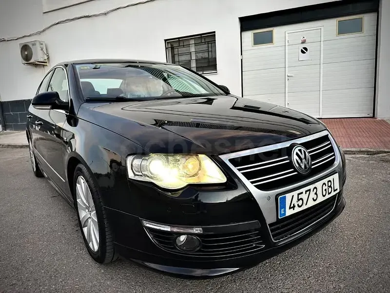Usado VW Passat R-line 170 CV (125 kW) 2008 Negro Berlina