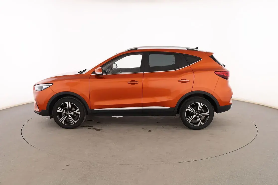 Usado MG ZS Comfort 106 CV (77 kW) 2024 Naranja SUV