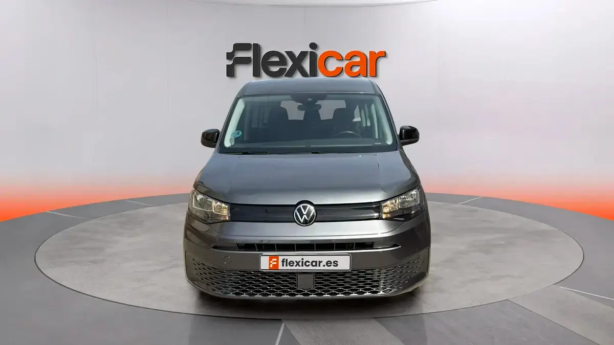 Usado VW Caddy Maxi 122 CV (89 kW) 2024 Azul Monovolumen