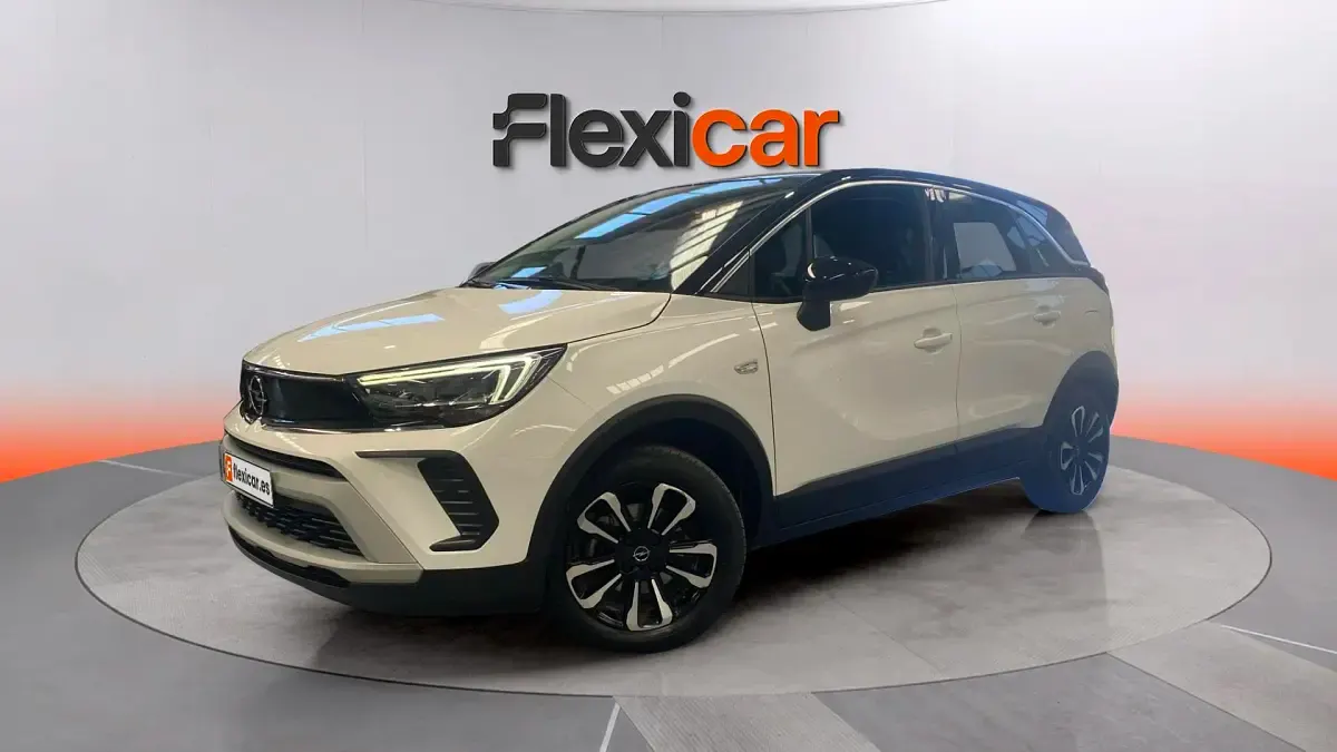Usado Opel Crossland X Elegance 110 CV (80 kW) 2024 Blanco SUV