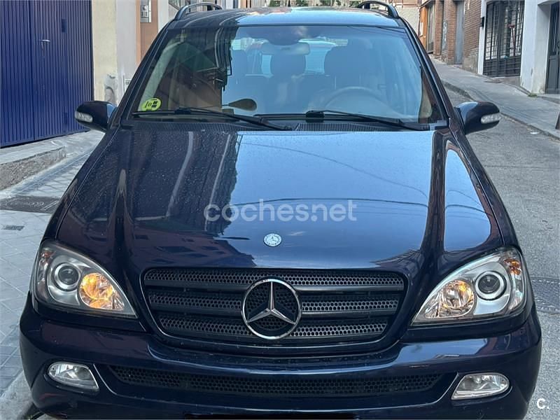 Usado Mercedes ML270 163 CV (119 kW) 2002 Azul SUV