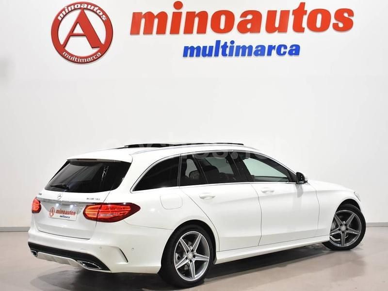 Usado Mercedes C220 AMG line 170 CV (125 kW) 2014 Blanco Familiar