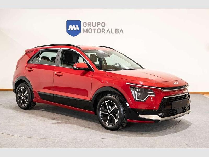 Rojo Usado 2024 Kia Niro SUV | 23.500 € (Precio justo) - Imagen 1/4