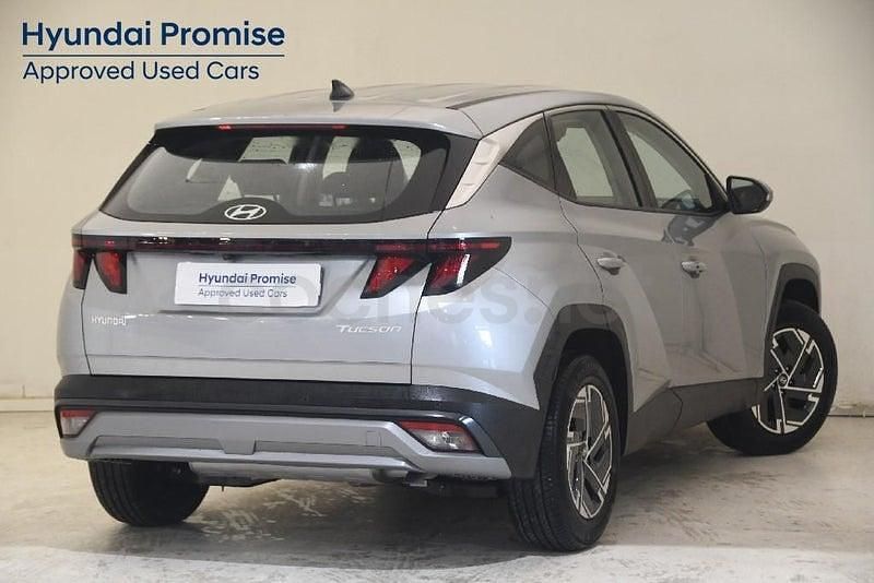 Usado Hyundai Tucson 160 CV (117 kW) 2025 Gris / plata SUV