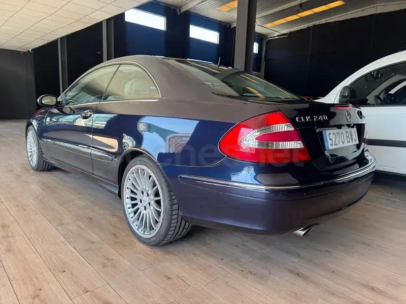 Usado Mercedes CLK240 Elegance 170 CV (125 kW) 2002 Negro Coupe