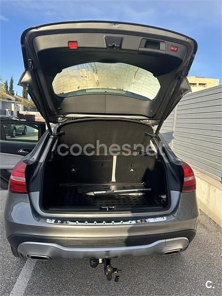 Usado Mercedes GLA200 136 CV (100 kW) 2019 Gris / plata SUV