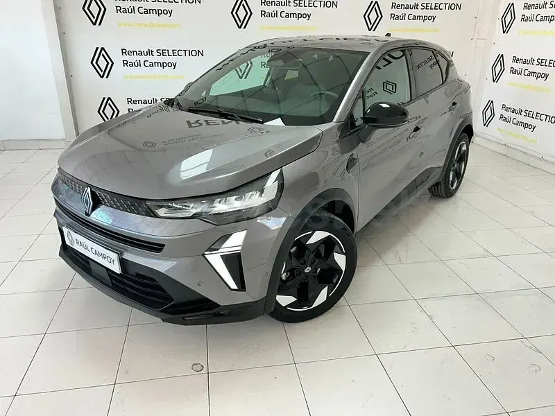 Usado Renault Captur Techno 100 CV (73 kW) 2024 Gris / plata SUV