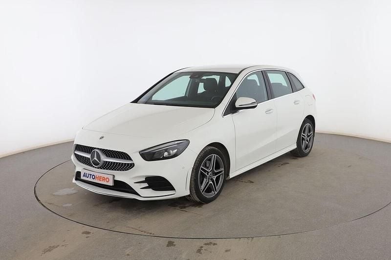 Usado Mercedes B250e AMG line 218 CV (160 kW) 2021 Blanco Monovolumen