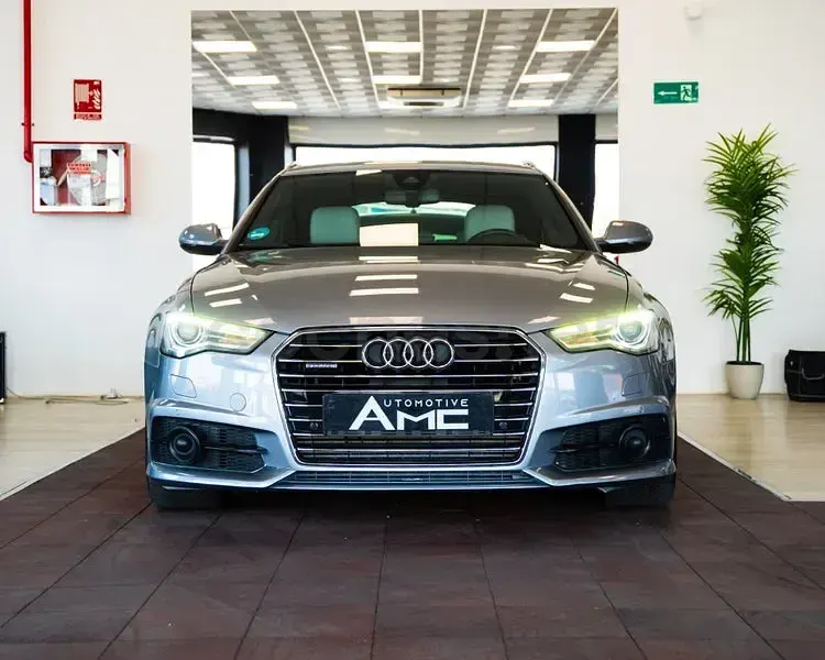 Usado Audi A6 S-Line 272 CV (200 kW) 2017 Gris / plata Familiar