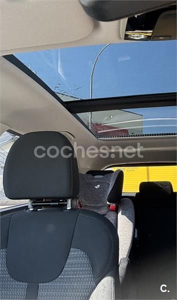 Gris / plata Usado 2024 Kia Sorento SUV | 45.000 € (Precio justo) - Imagen 1/2