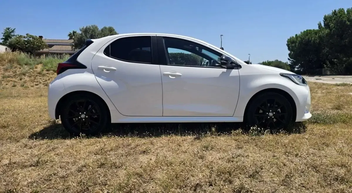 Usado Toyota Yaris Style 116 CV (85 kW) 2022 Utilitario