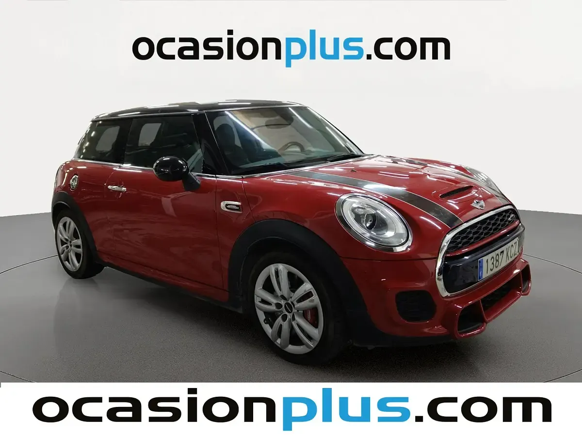 Usado Mini John Cooper Works 231 CV (169 kW) 2017 Rojo Utilitario