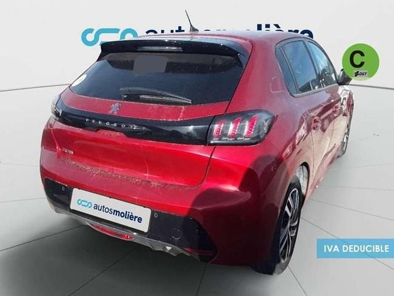 Usado Peugeot 208 Allure 102 CV (75 kW) 2023 Rojo Utilitario