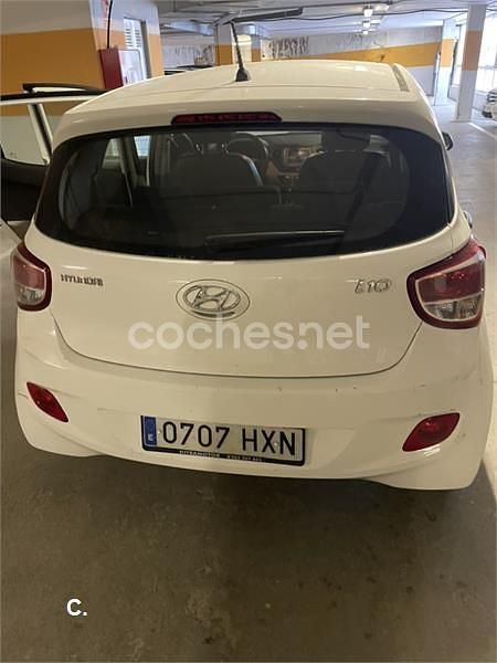 Usado Hyundai i10 66 CV (48 kW) 2014 Blanco Utilitario