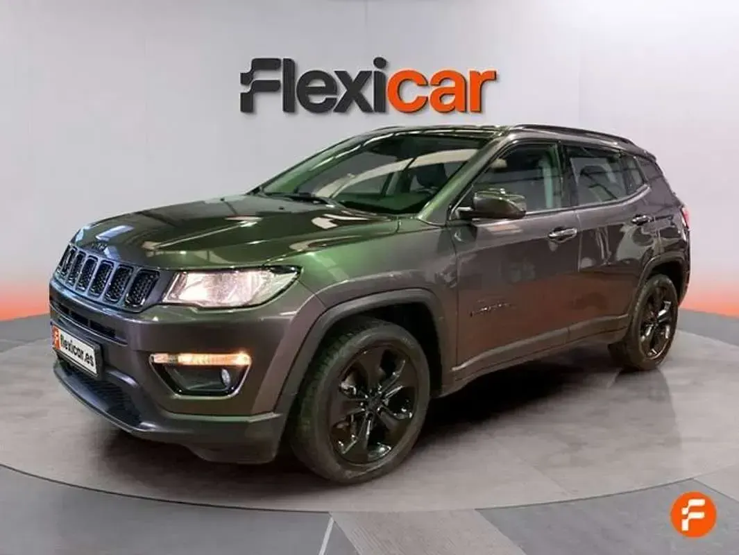 Usado Jeep Compass Limited 140 CV (102 kW) 2019 Marrón SUV