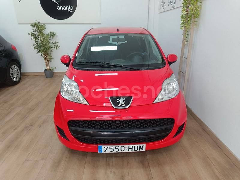 Blanco Usado 2011 Peugeot 107 Utilitario | 4499 € - Imagen 1/4