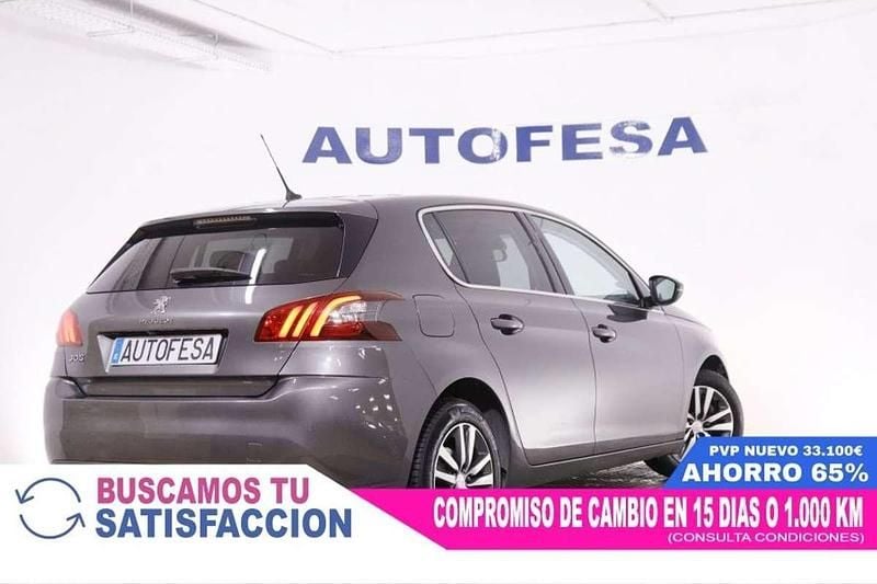 Usado Peugeot 308 Allure 131 CV (96 kW) 2019 Berlina